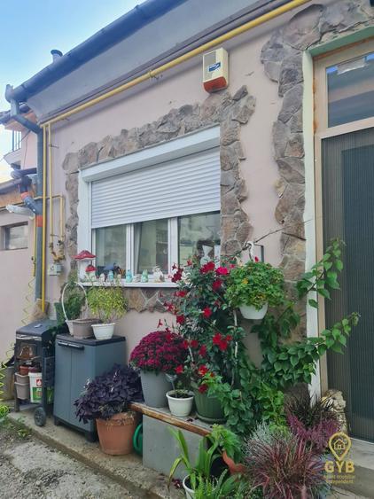 Casă cu 5 camere, S+P+Mansarda-zona centrală Oradea(Strada Primariei) - 9