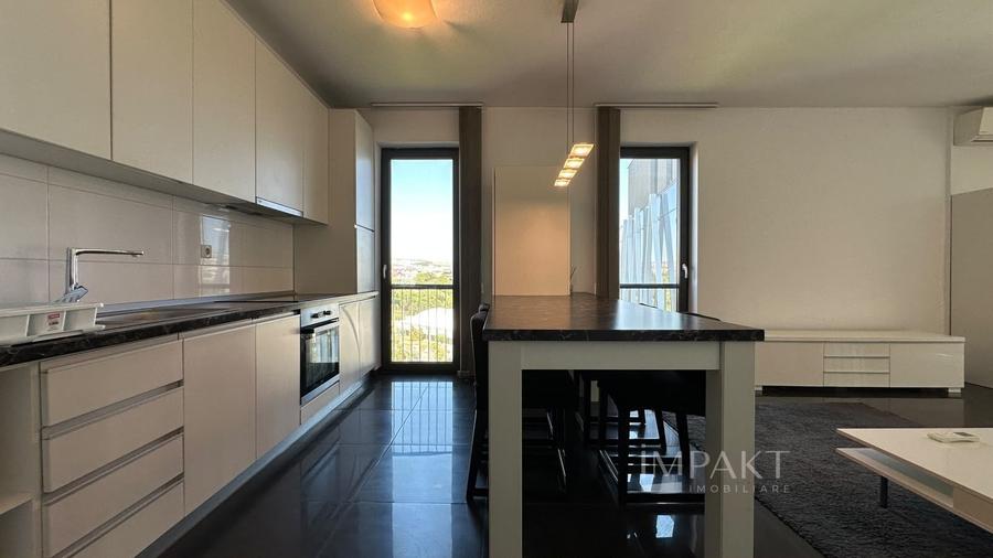 Apartament cu 3 camere semidecomandat, mobilat în Gheorgheni