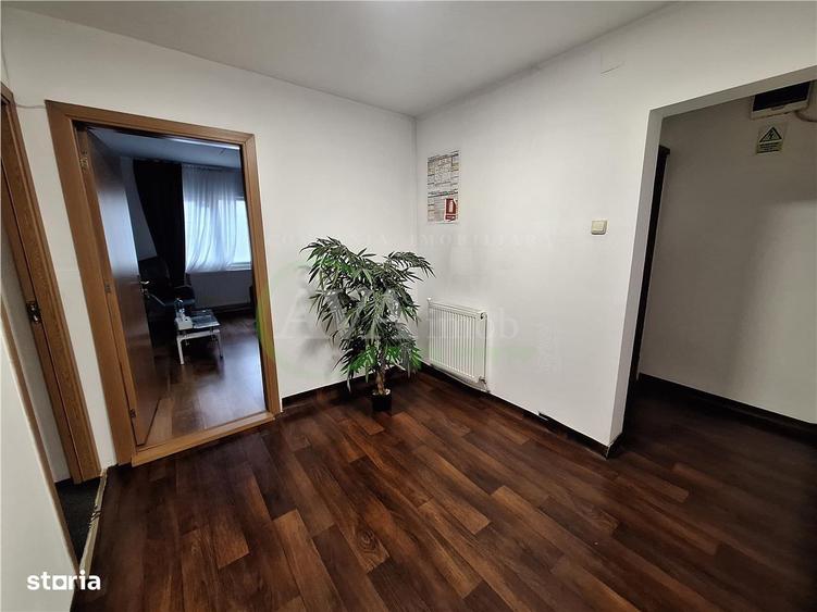 Spatiu comercial cu vad, 3 camere zona Orizont-Bacau - 3