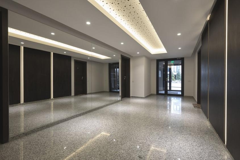 Complex Residence5 langa Oliveto/Cambridge, curte interioara, paza24, comision 0 - 39