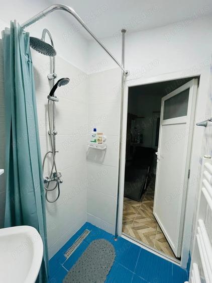 Garsoniera la curte de inchiriat - 8