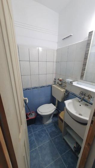 Garsoniera de vanzare sau inchiriere - 12