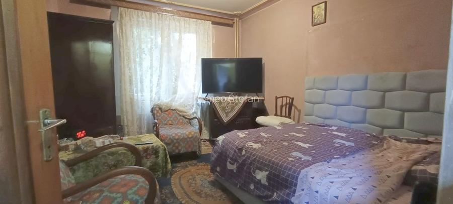 Vanzare apartament 4 camere - Teiul Doamnei - Stradal - vedere spate