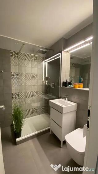 PROPRIETAR Apartament 2 camere de vanzare Banul Manta, Victoriei - 17
