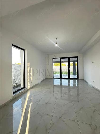 GIROC IQ - Duplex despartit - 5 Camere - 3 Bai - Teren generos - Finisaje premium - 5