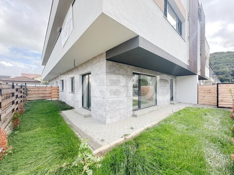 De vanzare casa cu 4 camere loc de parcare in Floresti zona Sub Cetate - 1