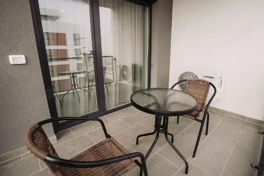 Inchiriez apartament Adora Park 2 camere - 1