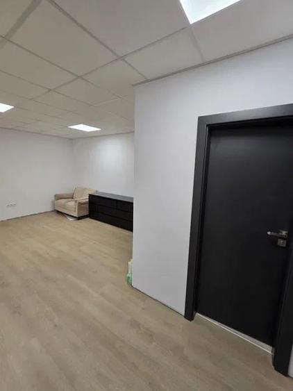 Spatiu birouri/comercial 52mp zona Turnisor - 2