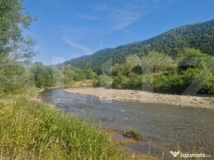 Teren Plaiul Foii, vedere spre muntii Bucegi si apa Barsa 10 - 2