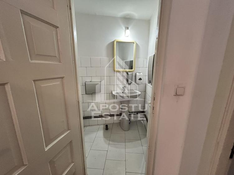 Spatiu comercial, hala, birouri , parcare, acces facil, zona Odobescu - 13