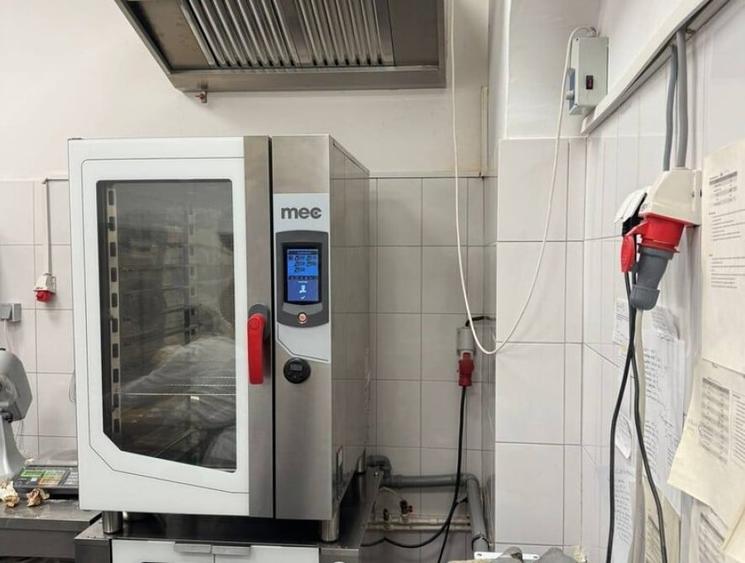 Spatiu productie patiserie/cofetarie /catering– 110 mp, vitrina stradala - 4
