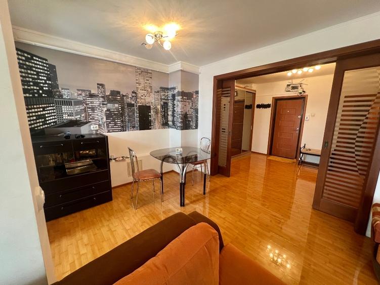 Proprietar  închiriez 3 camere ULTRACENTRAL Pitești - 3