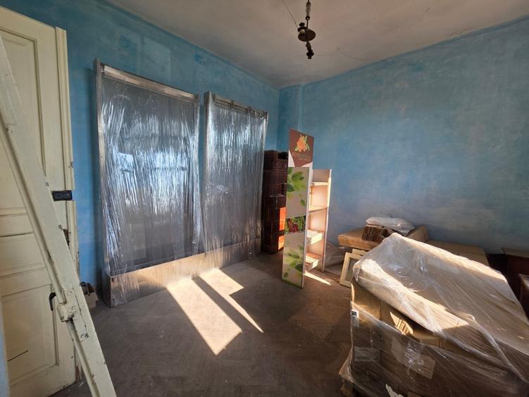 Judetul Prahova, in Poienarii Burchii, conac neoromanesc si teren 2.800 mp - 31