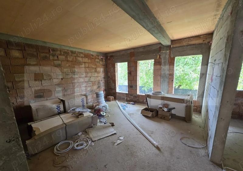 Casa plan parter 4 camere si beci in  Barnova - 3