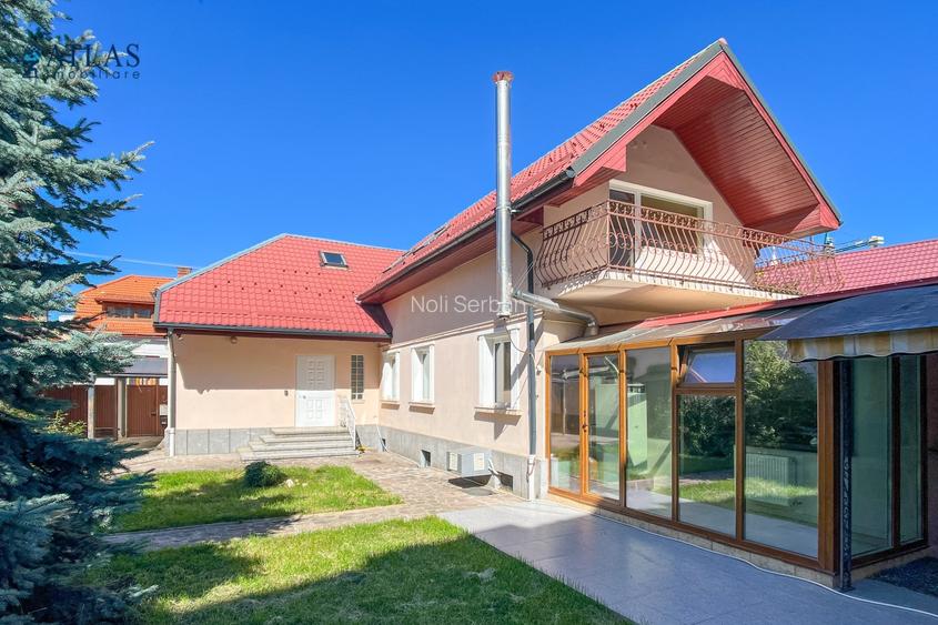 Casa 4 camere, ultracentral, 400 mp curte si grădină, 160 mp utili, P+E