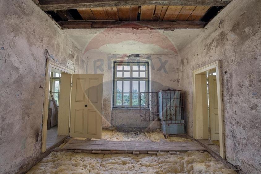 Fostă școală săsească semnată de Fritz Balthes – Bruiu, Sibiu - 13