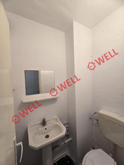 Bitai Klaudia  +40728084470 Arata adresa de email   Apartament cu 4 camere de în - 5