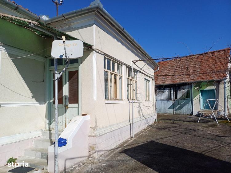 Casă cu 3 camere cu Teren 517 Mp în Central