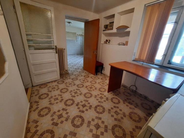 VANZARE CASA SOS. ALEXANDRIEI VISAVIS DE PENITENCIARUL RAHOVA - 2