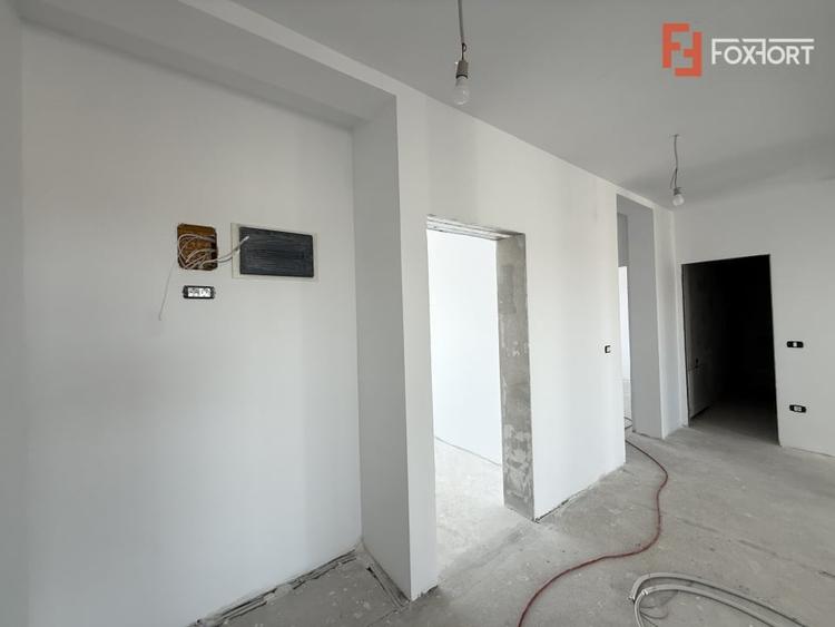 COMISION 0% Apartament cu 3 camere si terasa de 25 mp, etaj 1 - Torontalului - 18