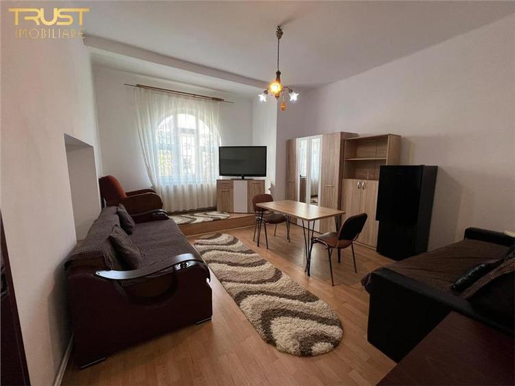 Ap o camera langa Policlinica - 8