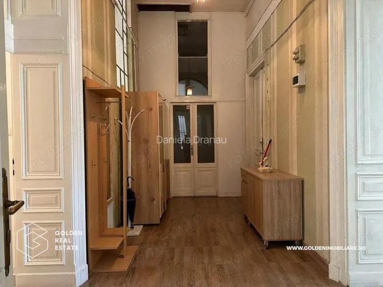 Spatiu birou, Bulevardul Revolutiei, Palatul Cenad, etaj 1