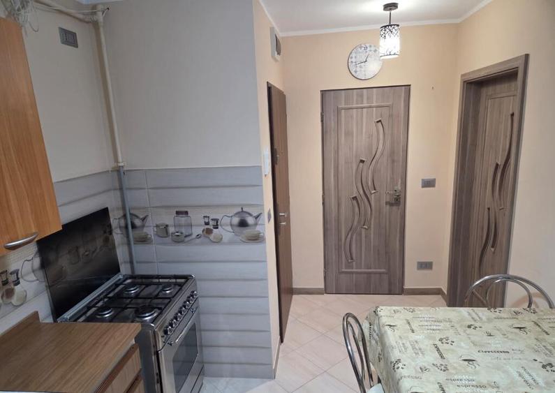 Inchiriez apartament cu 2 camere in Deva, ultracentral, Piata, et 2 - 7