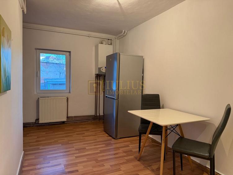 Str. Viorelelor zona Dorobanti; parter, centrala proprie. - 5