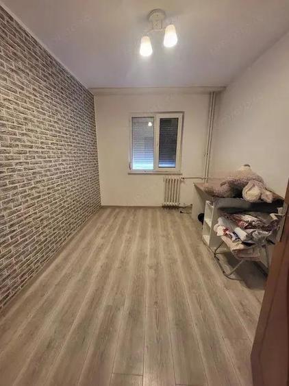 Apartament 3 camere Km 4-5 - 4