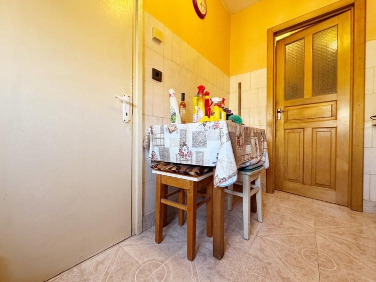 Apartament 3 camere decomandat 70mp+5mp balcon, etaj3/4-Gheorghe Lazar - 8