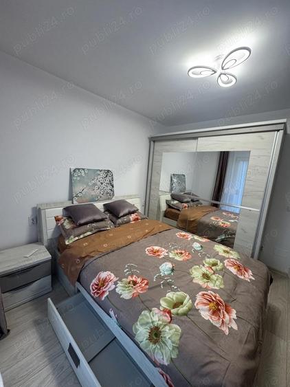 Inchiriez apartament 3 camere, centrala proprie, 1 mai - 4