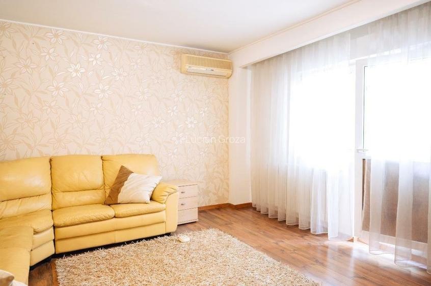Apartament cu 2 camere decomandat, mobilat în Decebal