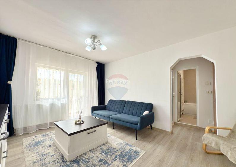 Apartament cu 2 camere, cartier Micalaca, zona 700, Arad