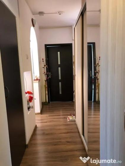 Apartament cu 2 camere decomandat în Unirii Centru
