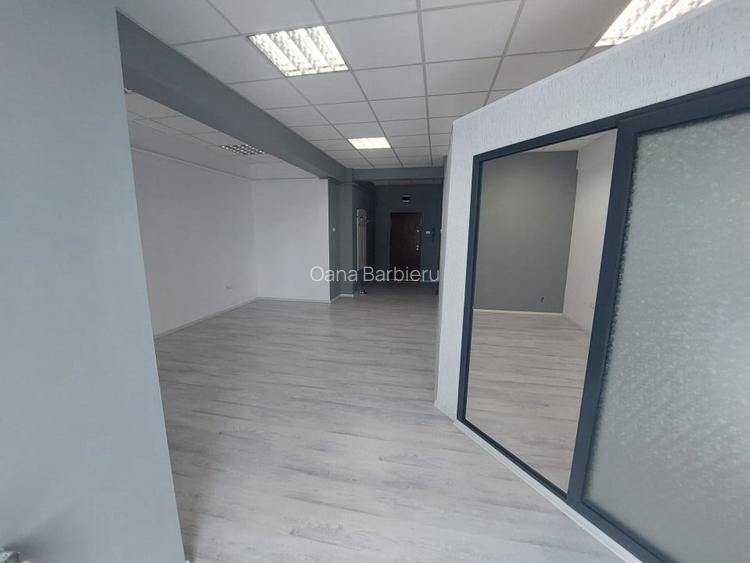 Bd. Mamaia , spatiu birouri, 47 mp.