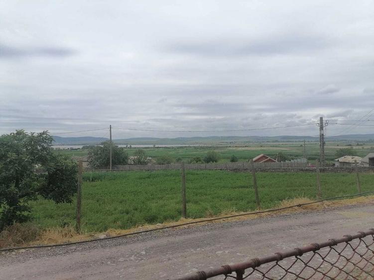 Casa in satul Zebil cu vedere superba spre lacul Babadag - 1