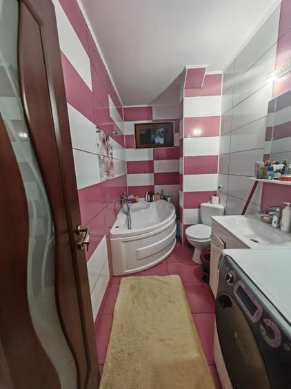 3 CAMERE | INEL 2 | BLOC 2015 - 8