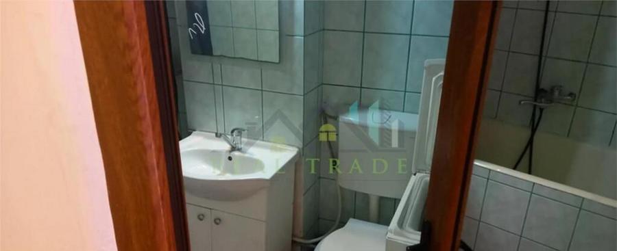 Apartament 2 camere etajul 1 Tractorul - 1