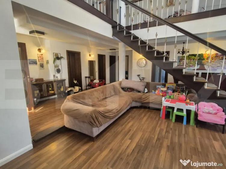 Casa de vanzare, 300 mp, teren 600 mp, zona Bercu Rosu - 12