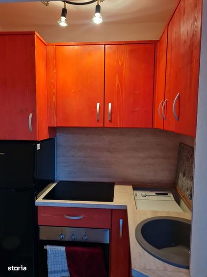 Inchiriez 1 cam ultracentral - 7