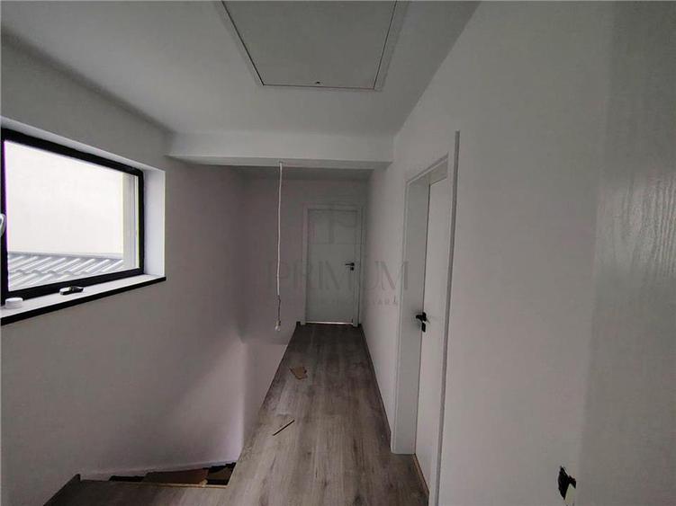 Duplex modern - despartit prin baie - 2 fronturi stradale - pompa caldura - 9