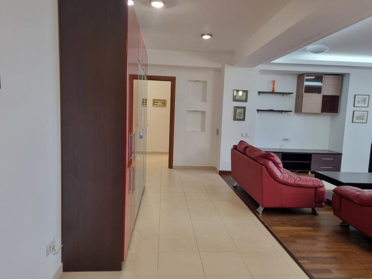 Apartament luminos si spatios, in zona Baneasa - 5