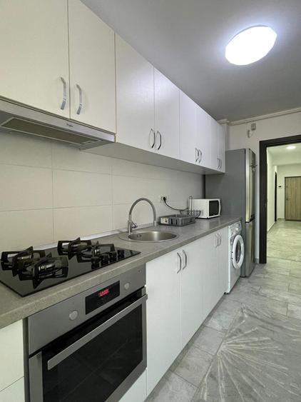 Tomis Plus - apartament 2 camere, mobilat si utilat nou, vedere bulevard - 9