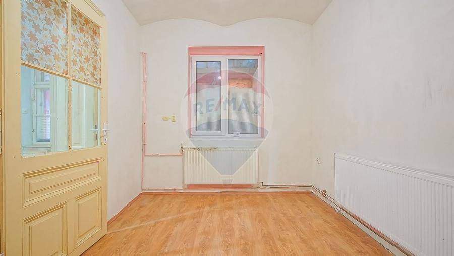 Casa de renovat de vanzare, Str. Dealu Cetatii, Comision 0% - 22