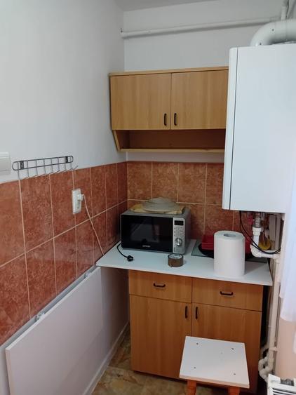 Inchiriez garsoniera - 6