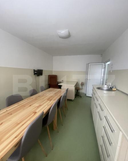 Spa?iu ideal pentru cabinet medical sau activita?i conexe - 1