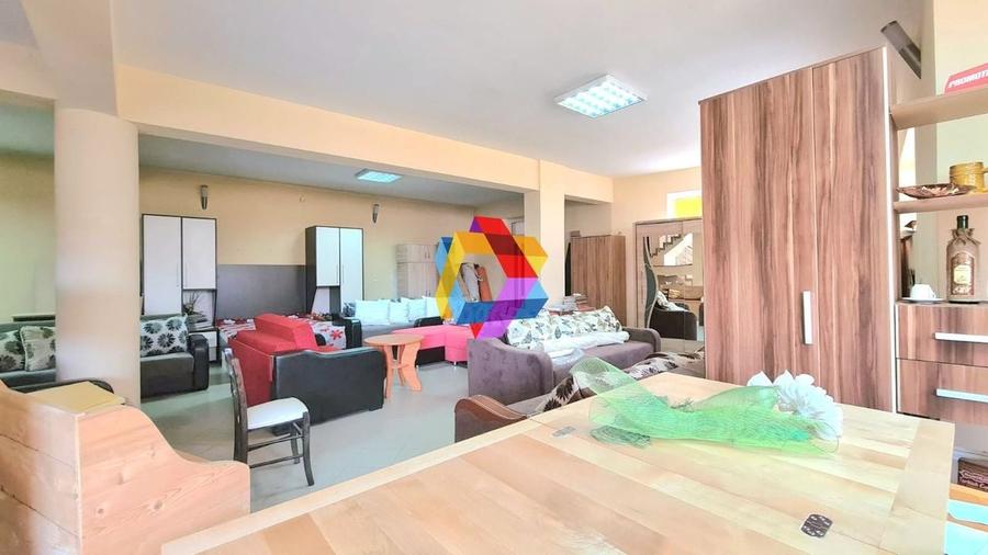 Spatiu comercial  - 450 mp # Plus Spatii comerciale/Birouri - 3