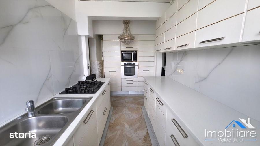 Apartament 3 camere Vulcan | Str. Nicolae Titulescu | Etaj 8 - 4