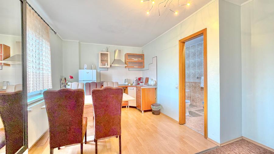 Apartament unic cu 7 camere, 3 balcoane, 3 bai, 2  parcari, 2 beciuri, Central - 10