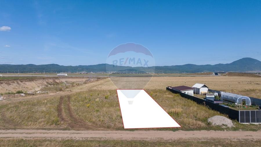 Comision 0 %! Teren de vanzare 686 mp, Cristian! - 3